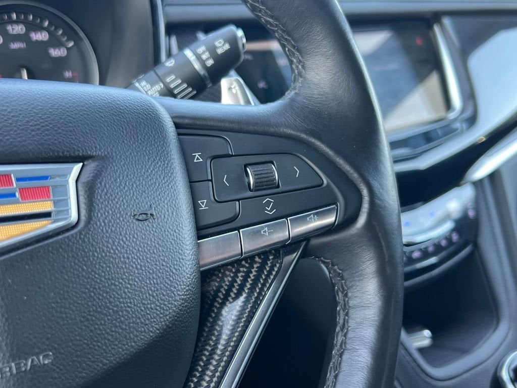 2024 Cadillac XT6 Sport