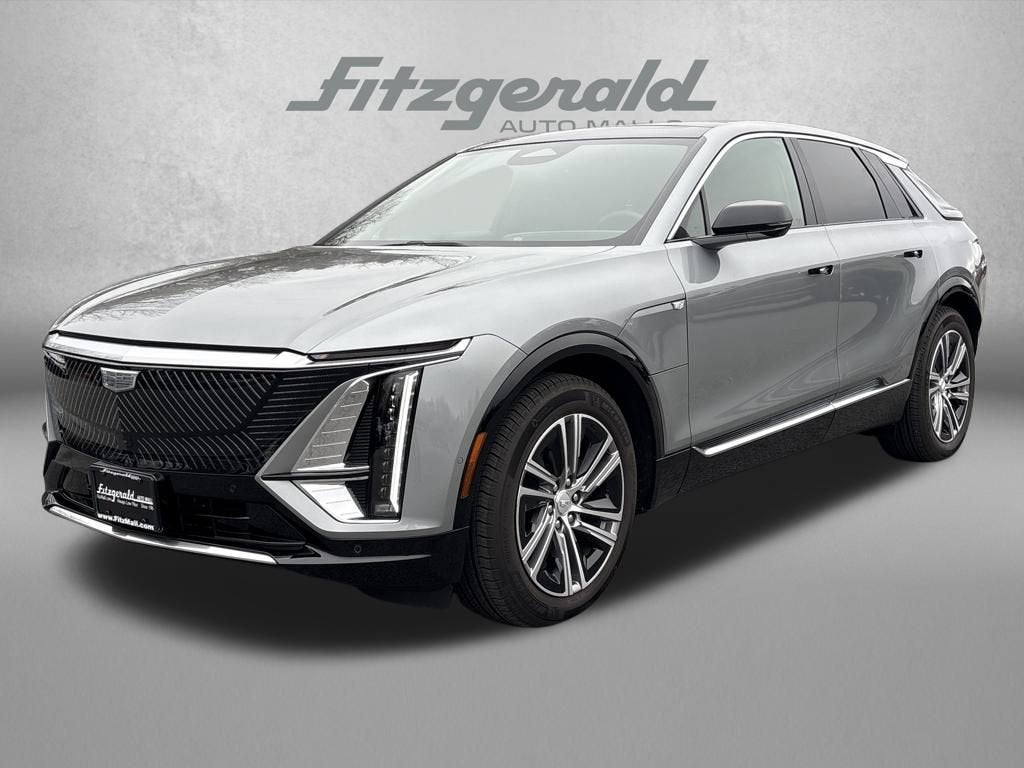 2025 Cadillac LYRIQ Luxury 2