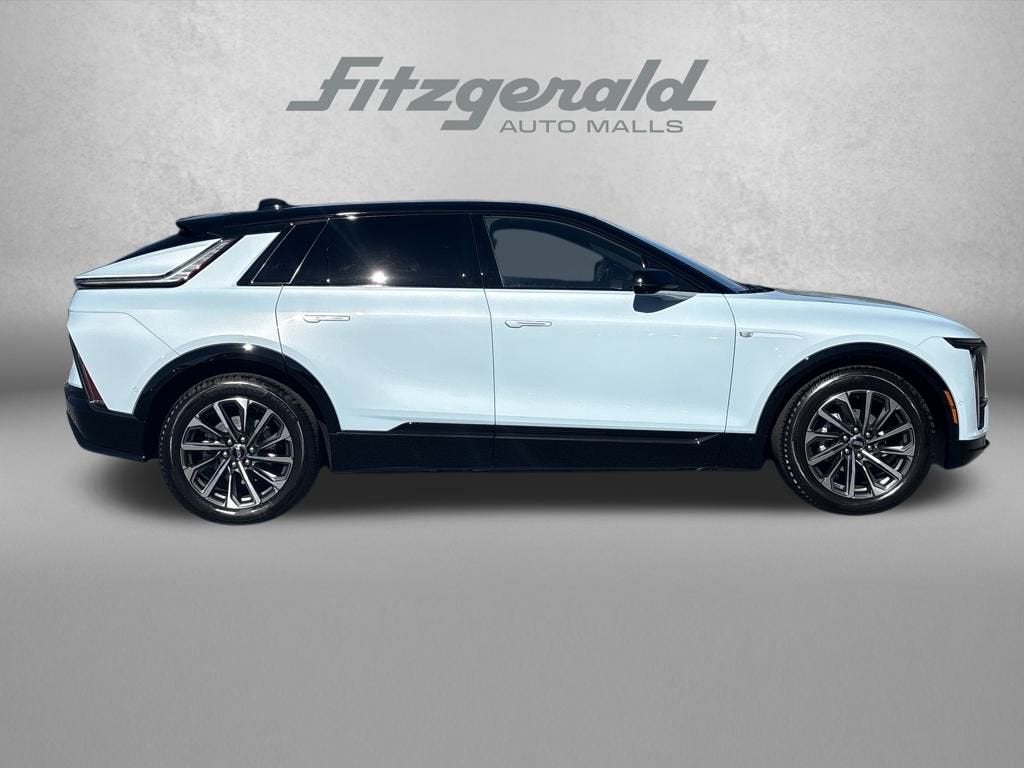 2026 Cadillac LYRIQ Sport