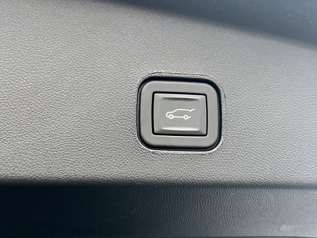 2026 Cadillac LYRIQ Premium Sport