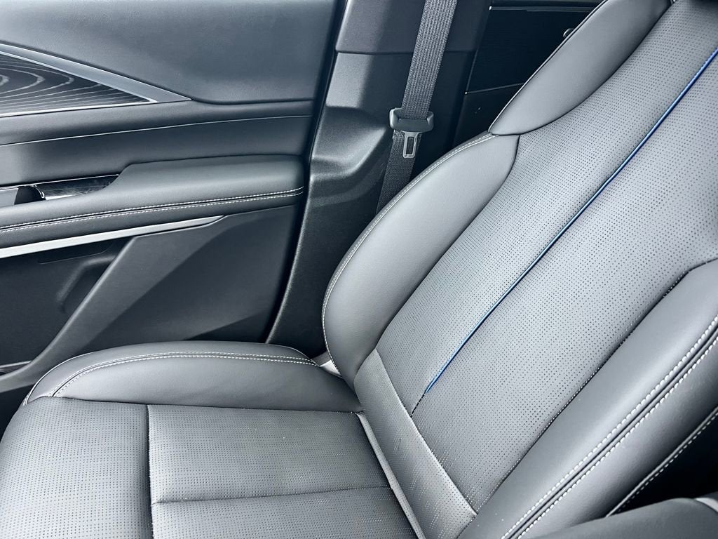 2026 Cadillac LYRIQ Premium Sport