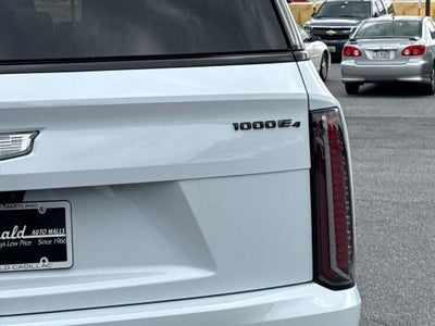2026 Cadillac ESCALADE IQL Sport