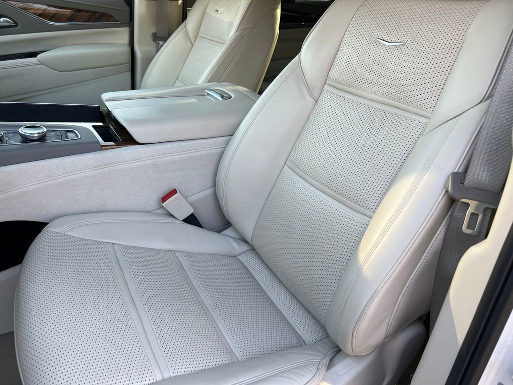 2024 Cadillac Escalade ESV Sport Platinum