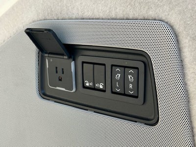 2024 Cadillac Escalade ESV Sport Platinum