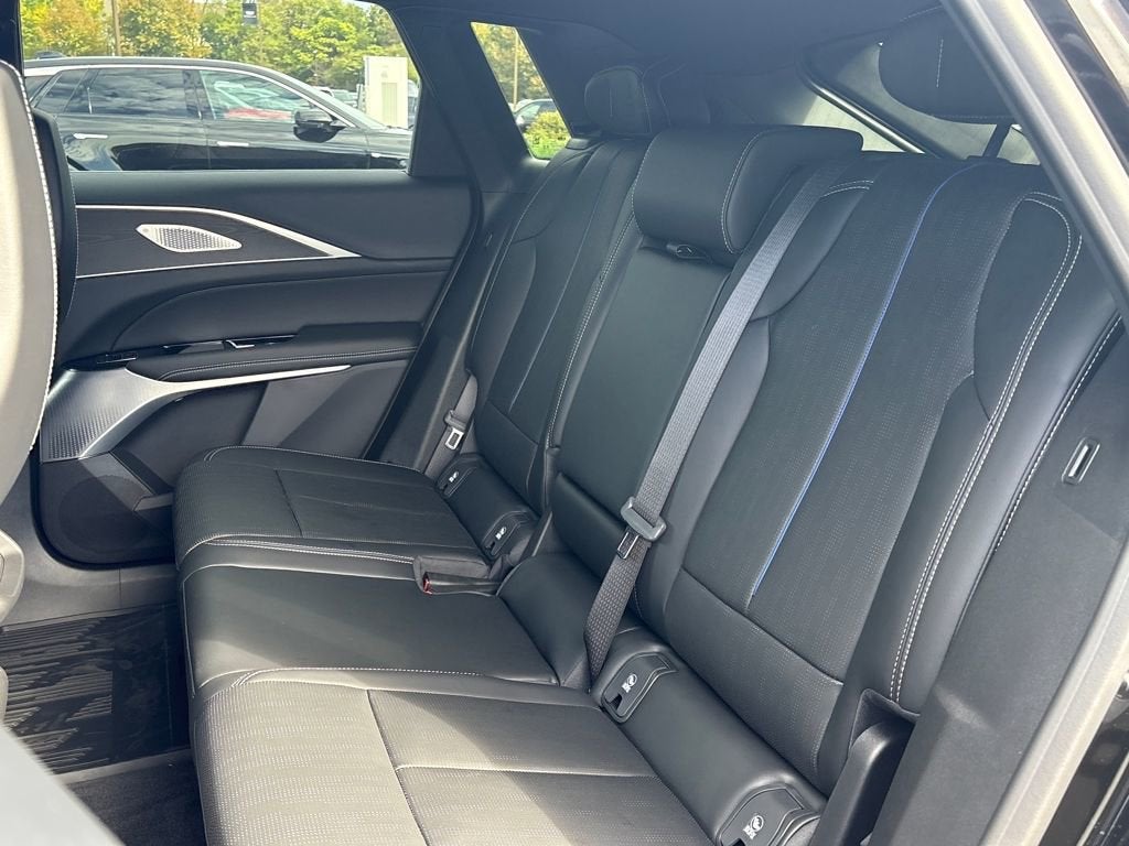 2026 Cadillac LYRIQ V-Series