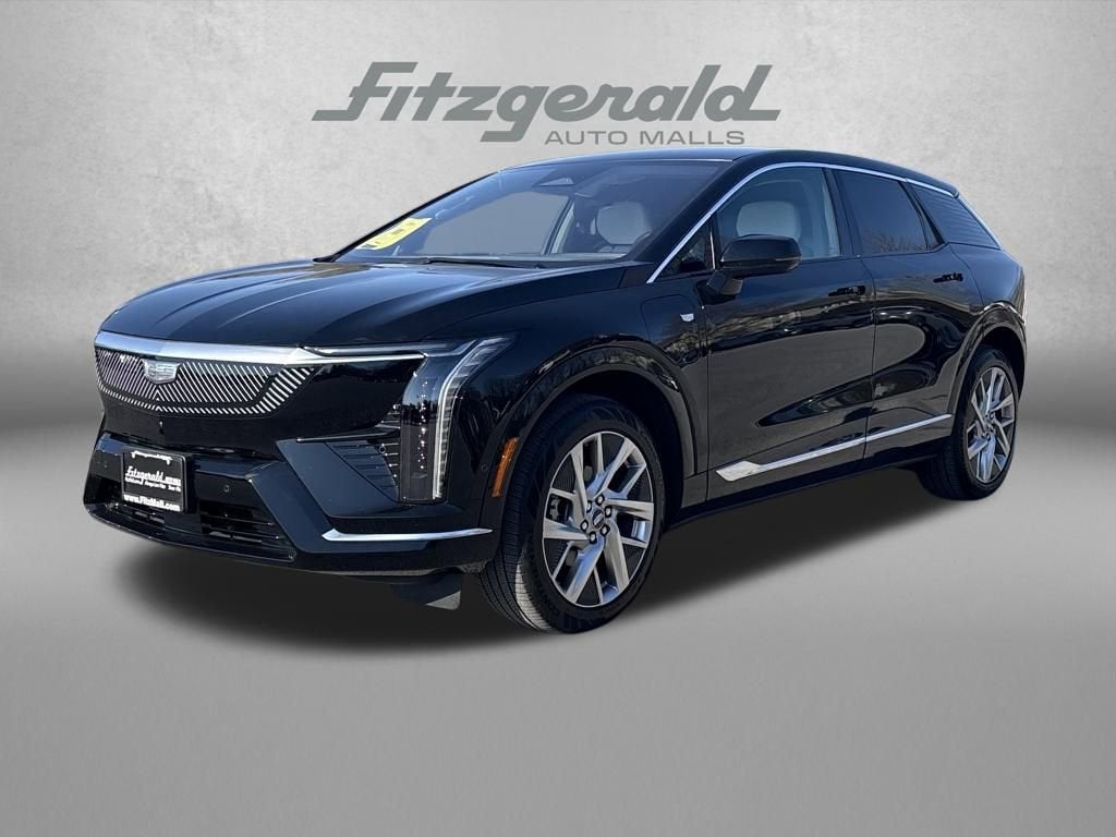 2025 Cadillac OPTIQ Luxury 1