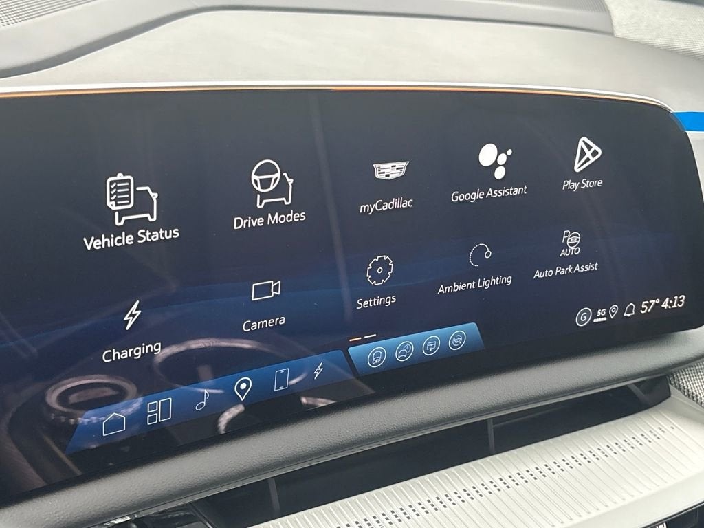 2026 Cadillac OPTIQ Premium Luxury