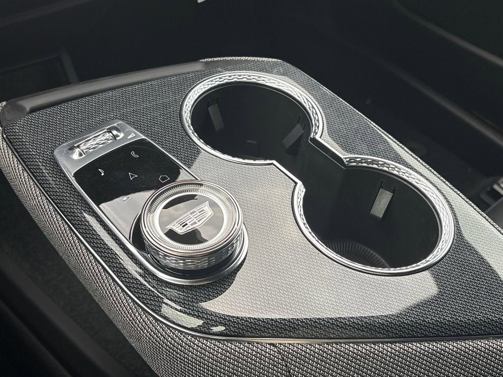 2026 Cadillac OPTIQ Premium Luxury