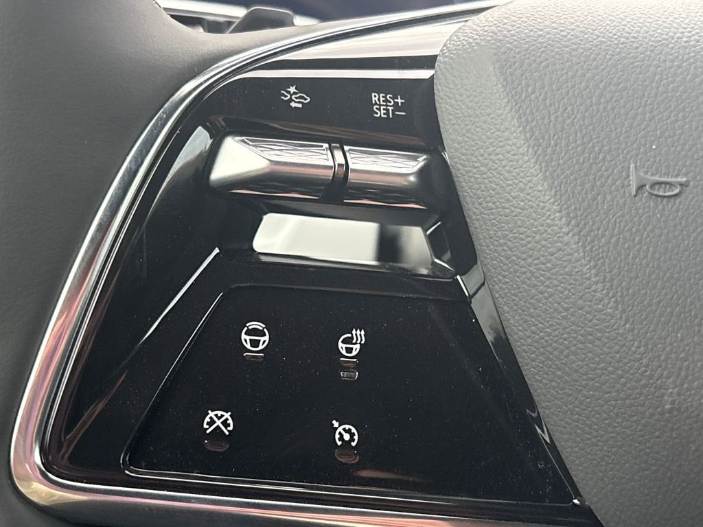 2026 Cadillac OPTIQ Premium Luxury