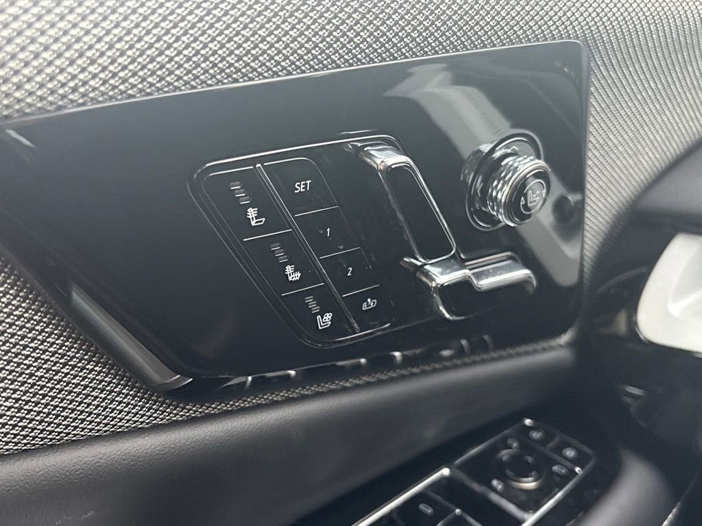 2026 Cadillac OPTIQ Premium Luxury