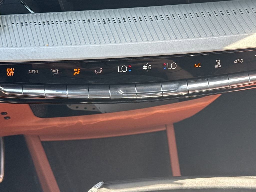 2026 Cadillac OPTIQ Premium Luxury