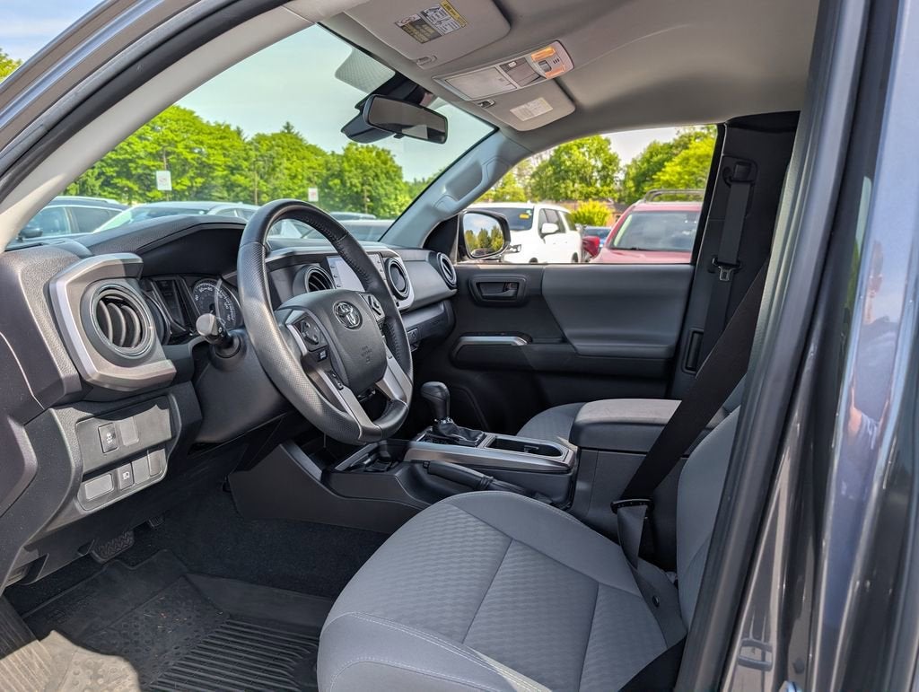 2022 Toyota Tacoma 4WD SR