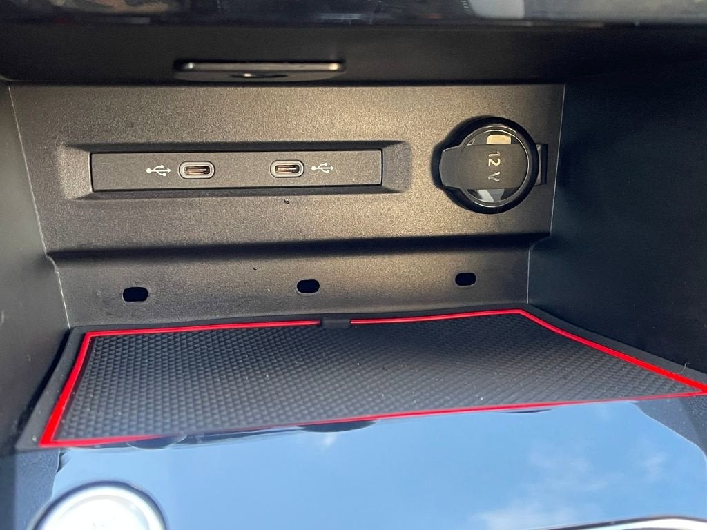 2024 Volkswagen Taos SEL