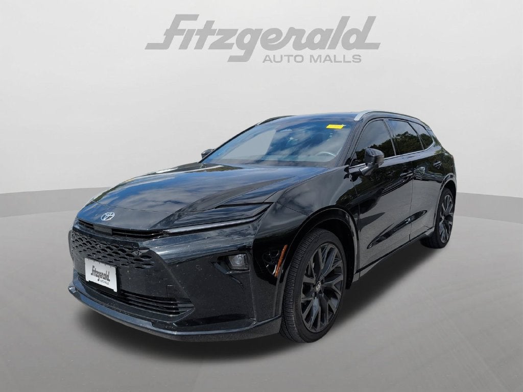 2025 Toyota Crown Signia XLE