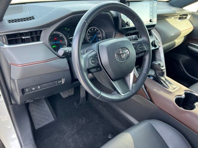 2022 Toyota Venza LE