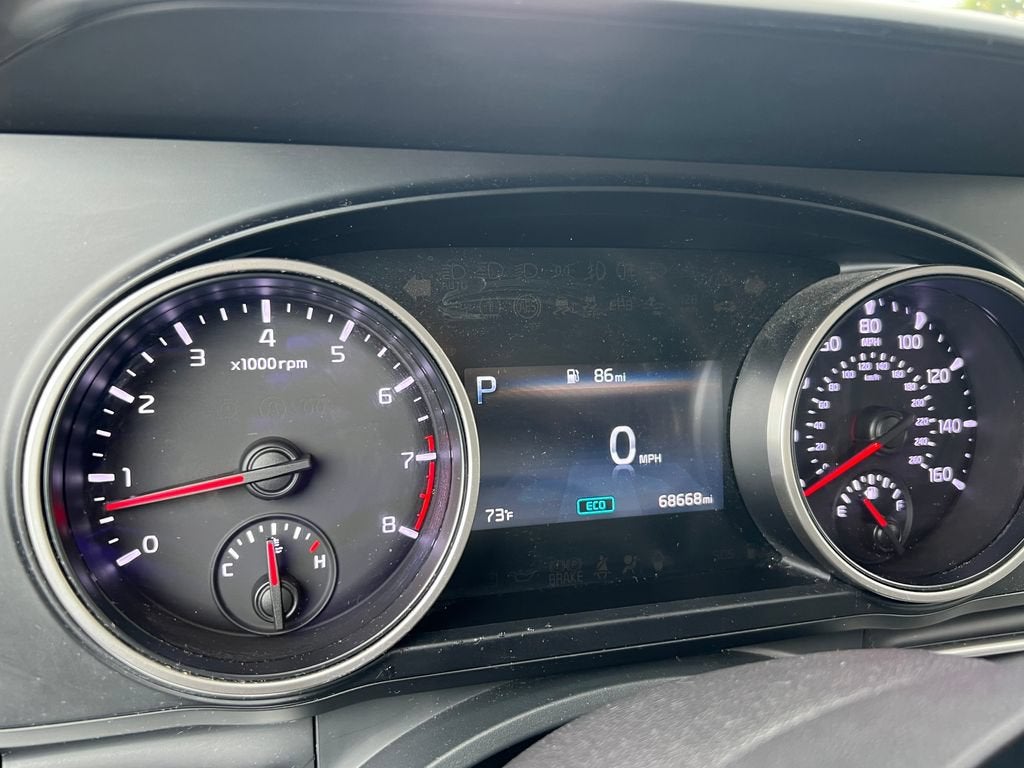 2023 Kia Carnival LX