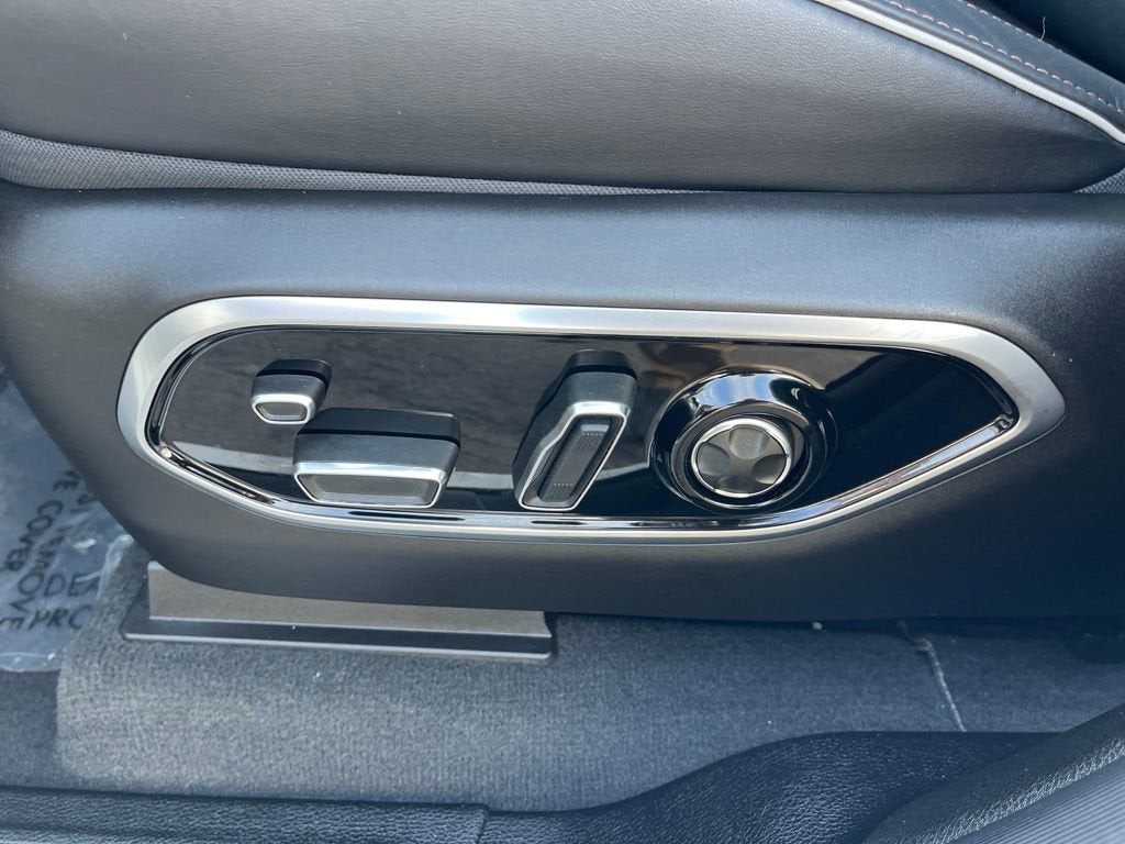 2025 Jeep Grand Cherokee Summit Reserve