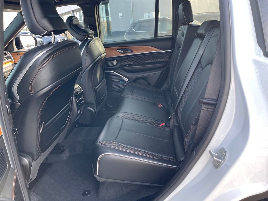 2025 Jeep Grand Cherokee Summit Reserve