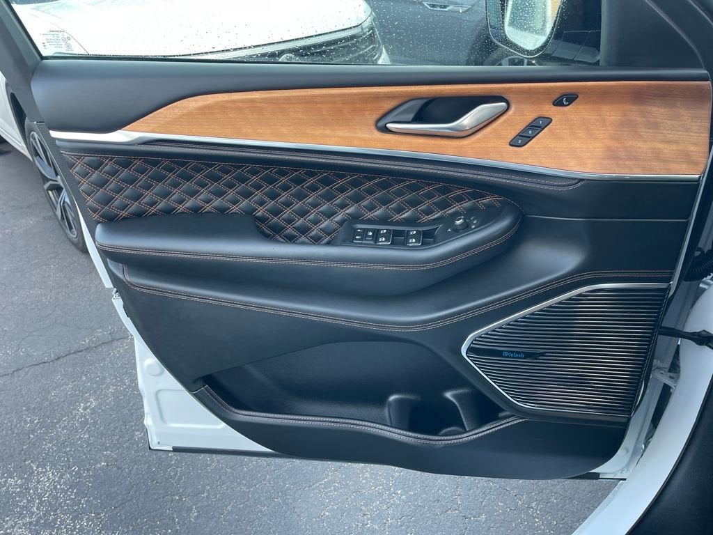 2025 Jeep Grand Cherokee Summit Reserve