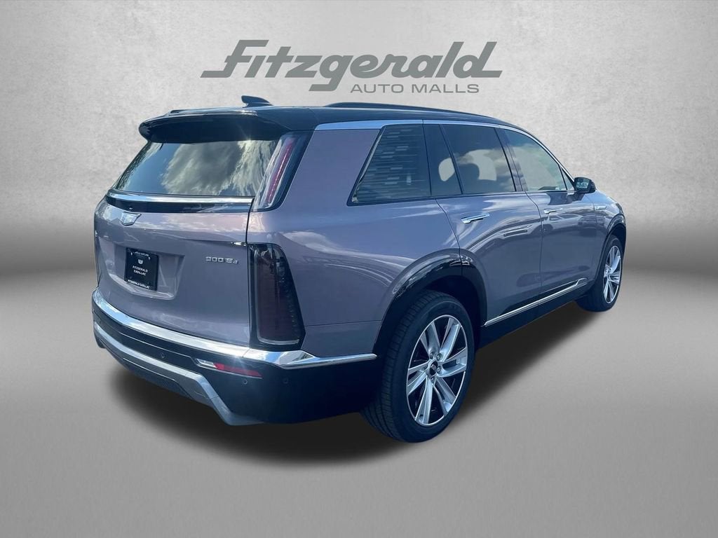 2026 Cadillac VISTIQ Luxury