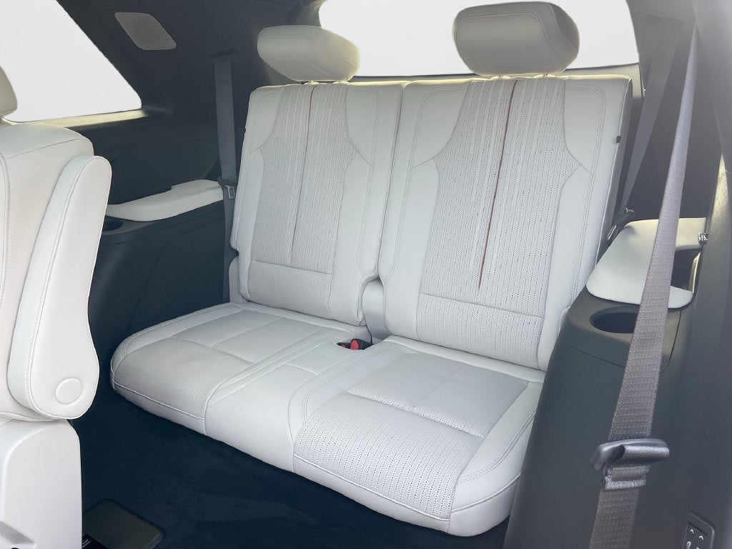 2027 Cadillac VISTIQ Luxury