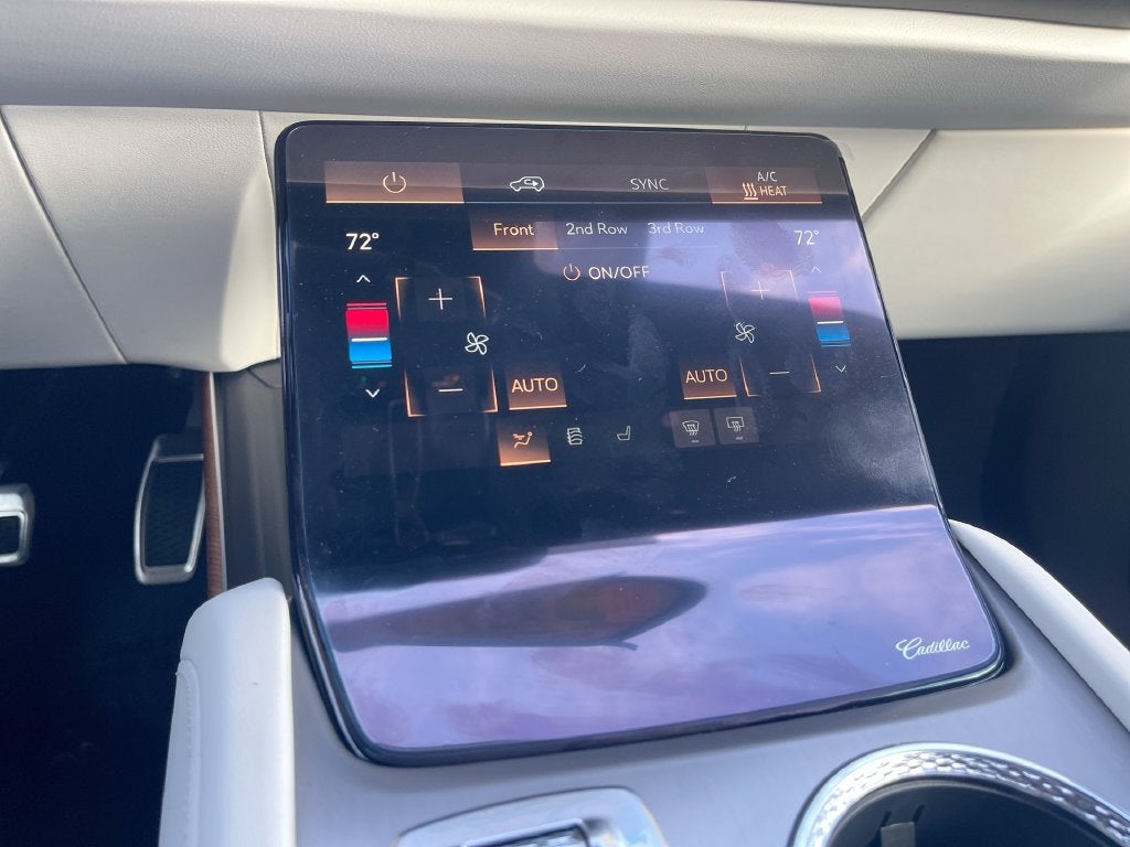 2027 Cadillac VISTIQ Luxury