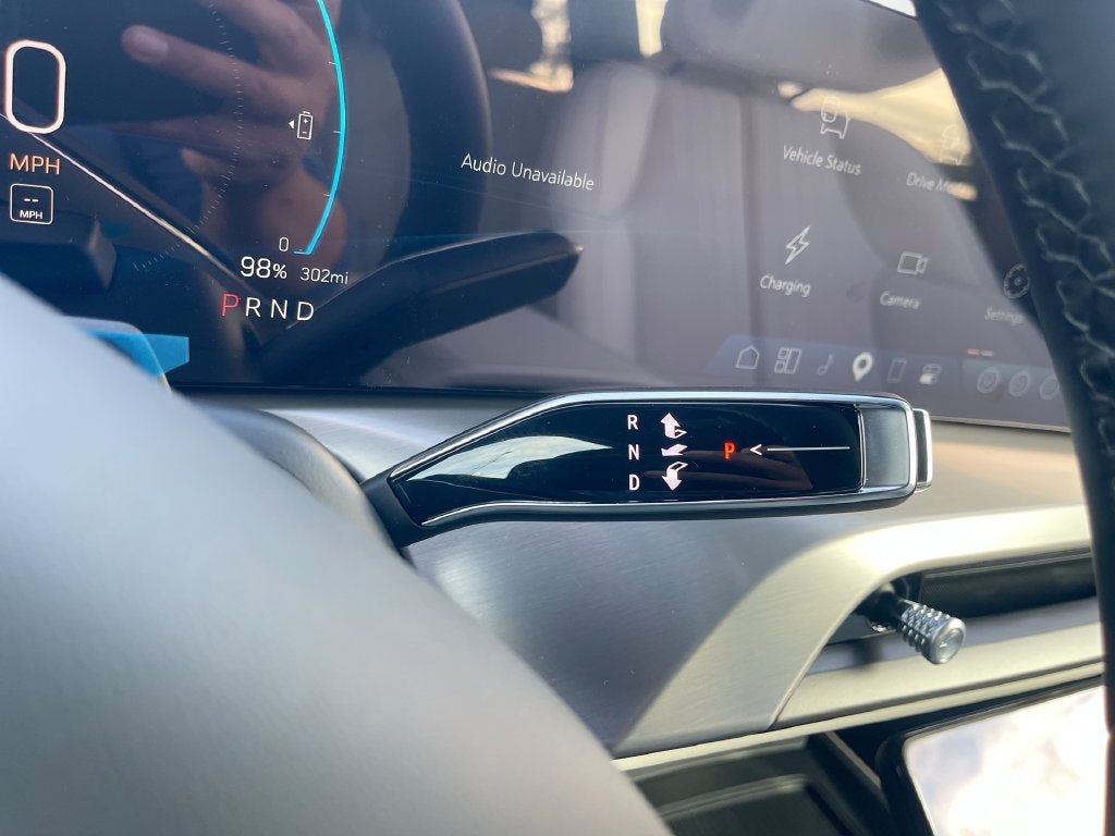 2027 Cadillac VISTIQ Luxury