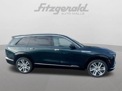 2027 Cadillac VISTIQ Luxury