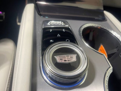 2026 Cadillac VISTIQ Luxury