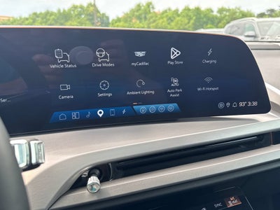 2026 Cadillac VISTIQ Luxury