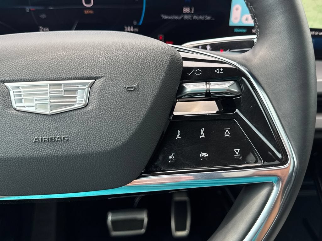 2026 Cadillac VISTIQ Luxury