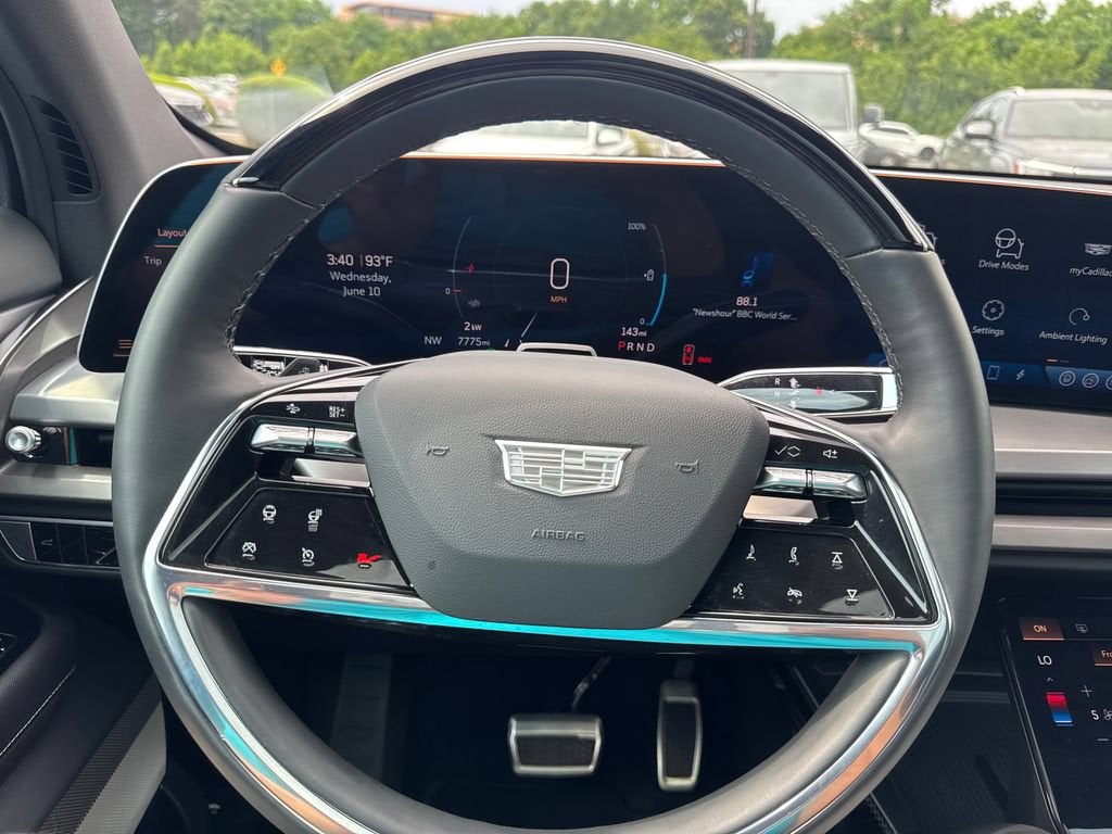 2026 Cadillac VISTIQ Luxury