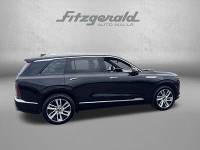 2026 Cadillac VISTIQ Luxury