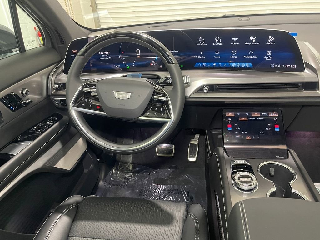 2026 Cadillac VISTIQ Sport