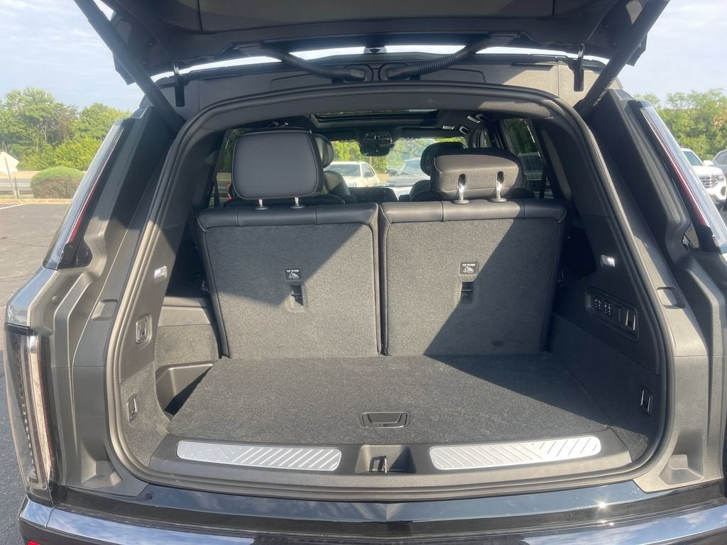 2027 Cadillac VISTIQ Sport