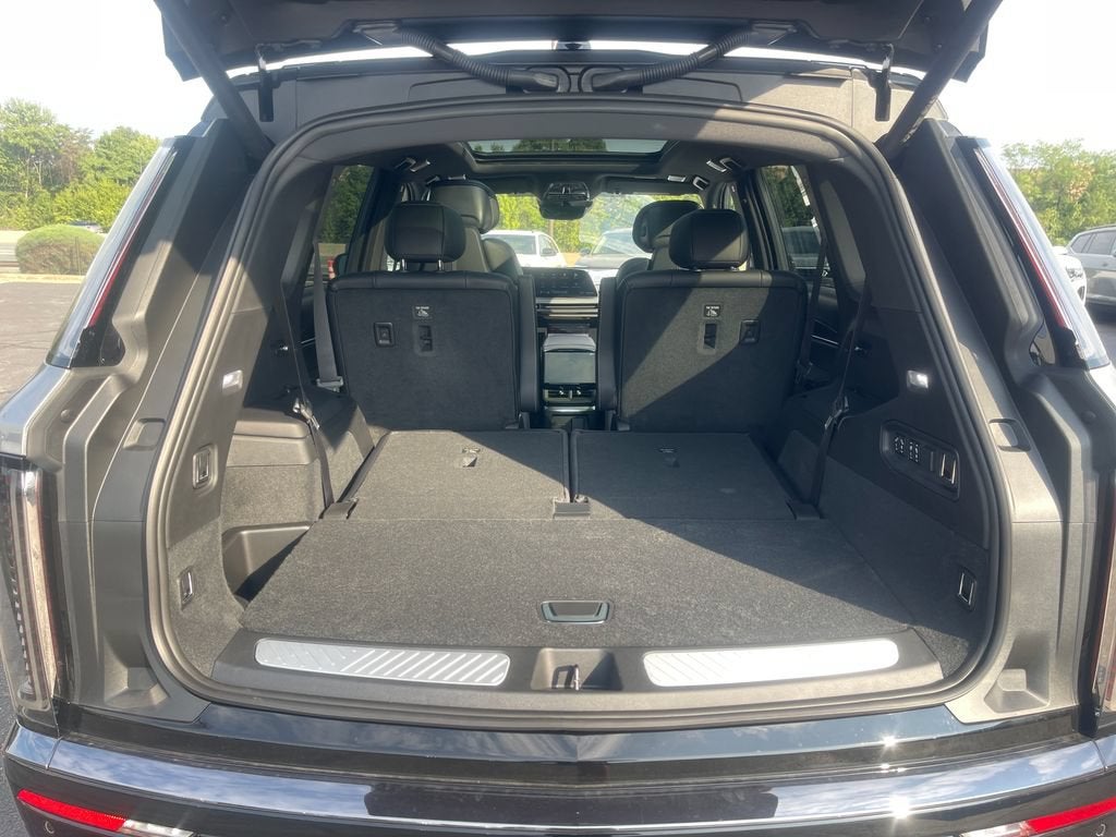 2027 Cadillac VISTIQ Sport