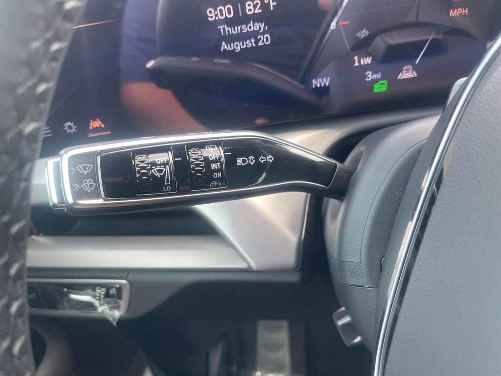 2027 Cadillac VISTIQ Sport
