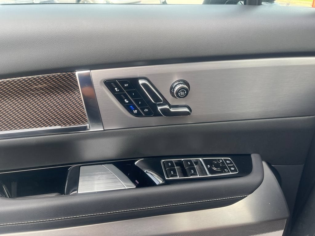2027 Cadillac VISTIQ Sport
