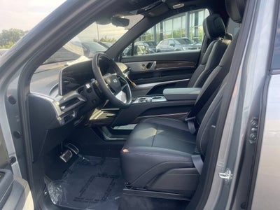 2027 Cadillac VISTIQ Sport