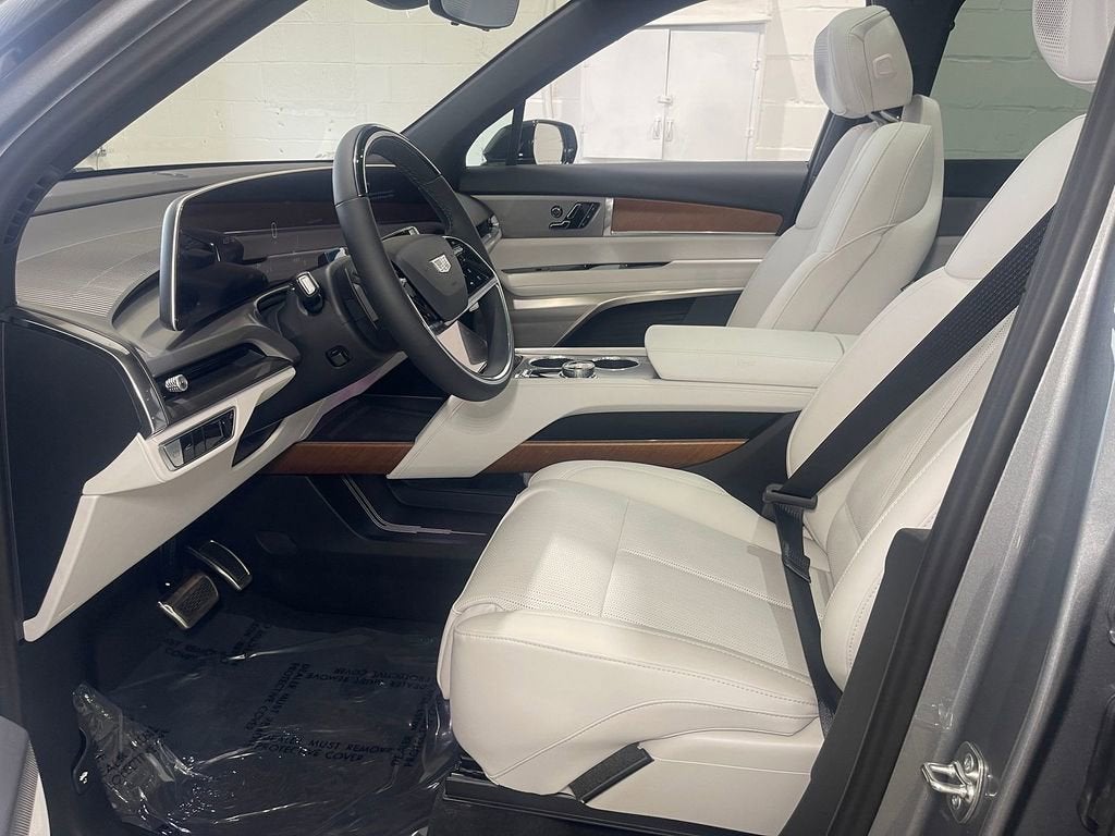 2026 Cadillac VISTIQ Sport