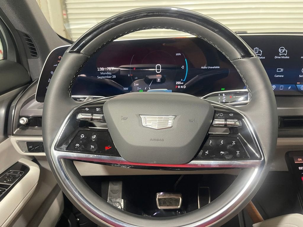 2026 Cadillac VISTIQ Sport