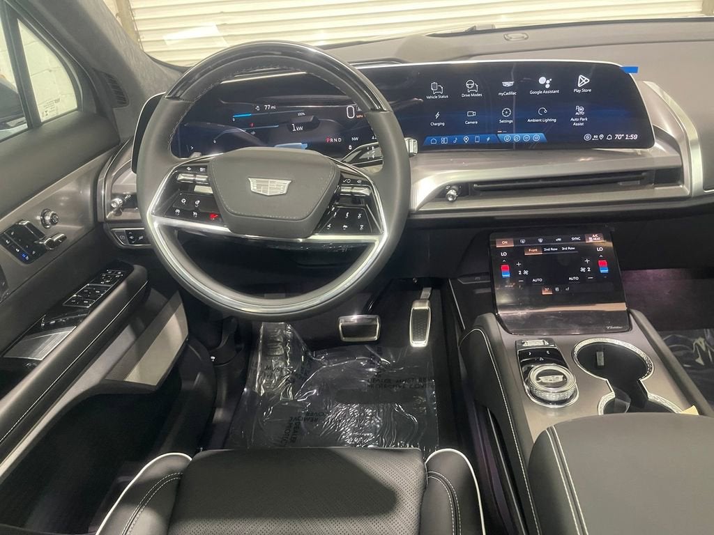 2026 Cadillac VISTIQ Platinum