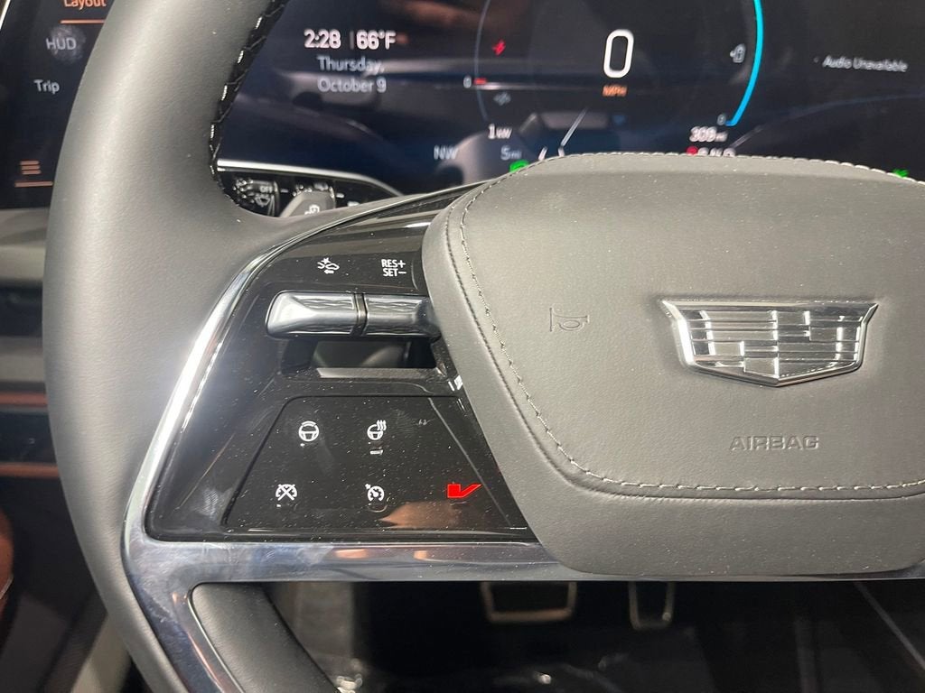 2026 Cadillac VISTIQ Platinum