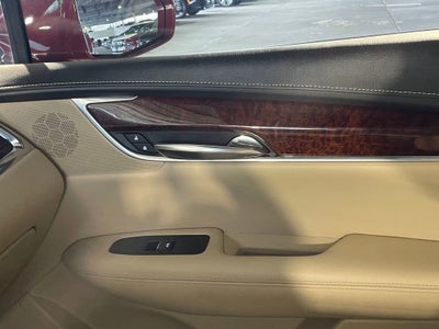 2017 Cadillac XT5 Luxury FWD