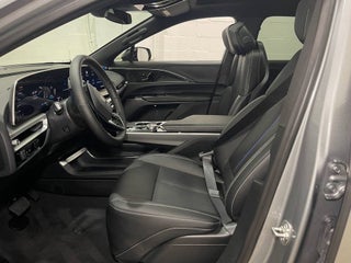 2025 Cadillac LYRIQ Luxury 1