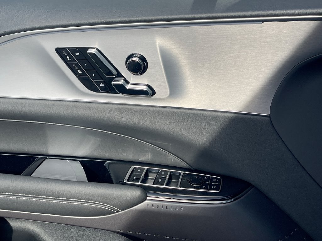 2027 Cadillac LYRIQ Luxury