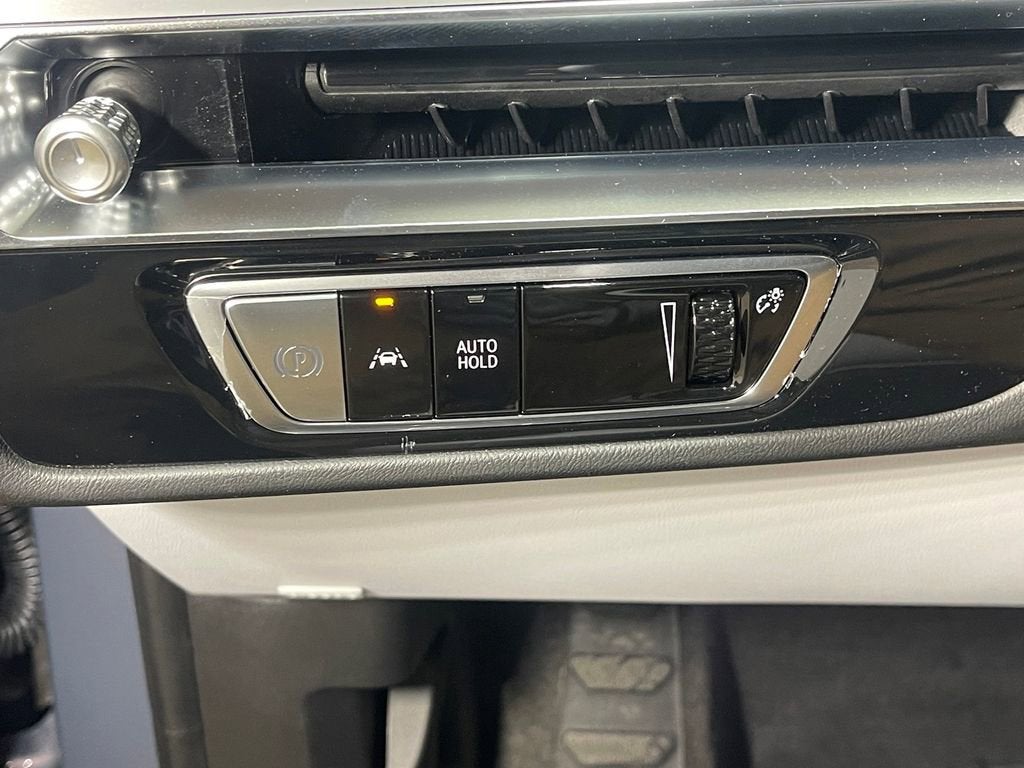 2026 Cadillac LYRIQ Premium Luxury