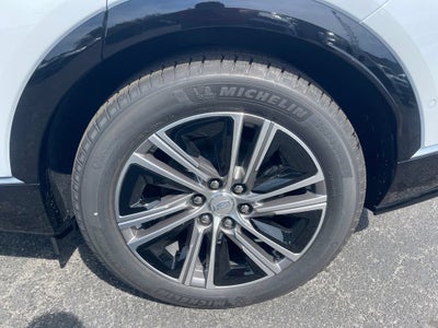 2027 Cadillac LYRIQ Premium Luxury