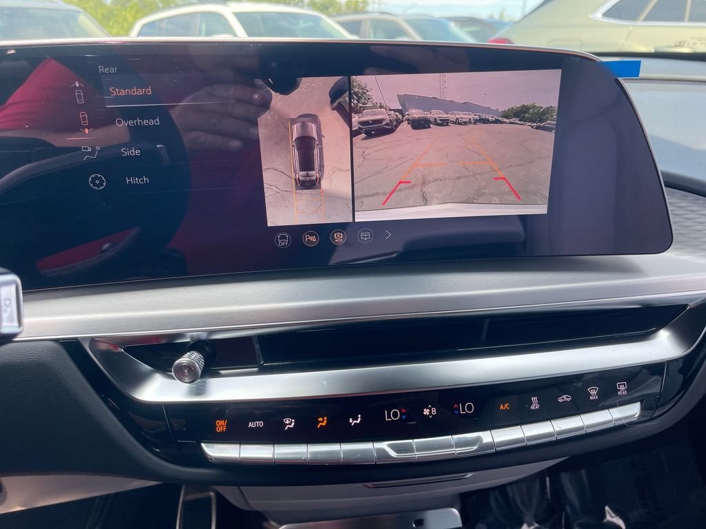 2027 Cadillac LYRIQ Premium Luxury