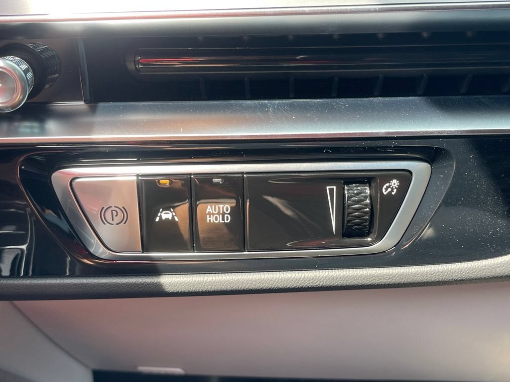 2027 Cadillac LYRIQ Premium Luxury